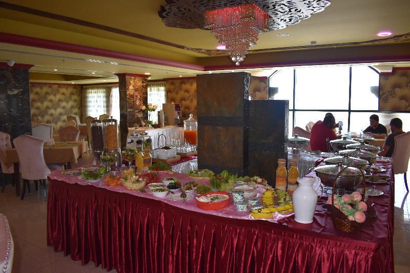 Aparthotel One To One Al Khobar Esterno foto